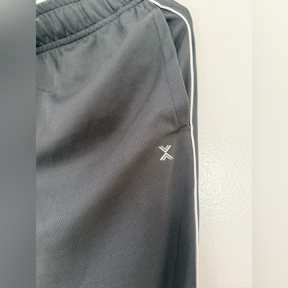 Xersion quick-dri pants in gray size L. - Picture 3 of 6